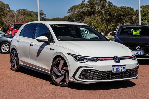 2022 Volkswagen Golf GTI 8
