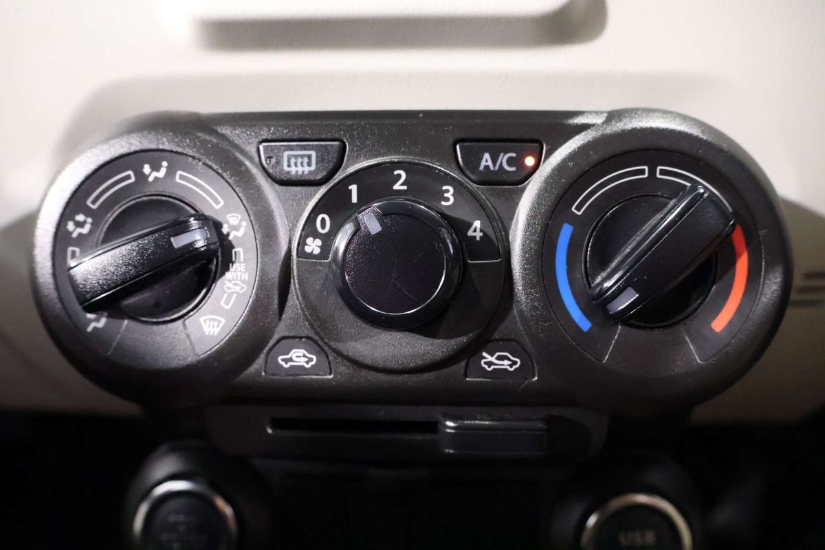 2017 Suzuki Ignis GL MF