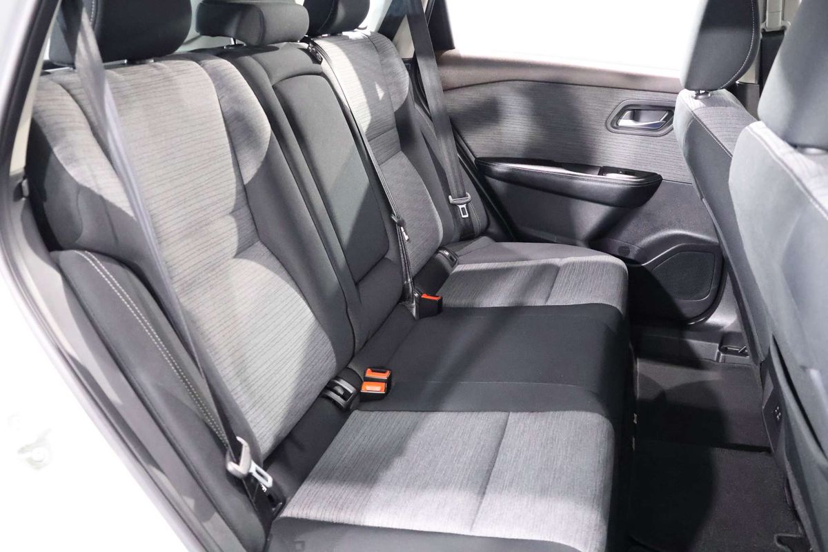 2024 Nissan X-TRAIL ST T33