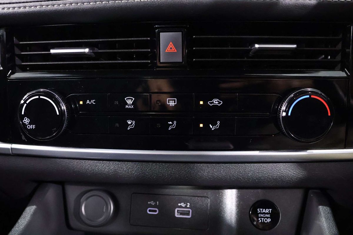 2024 Nissan X-TRAIL ST T33