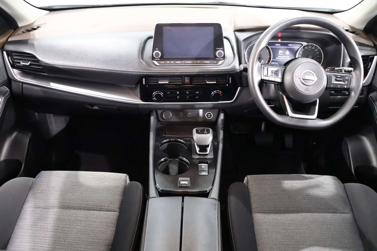 2024 Nissan X-TRAIL ST T33