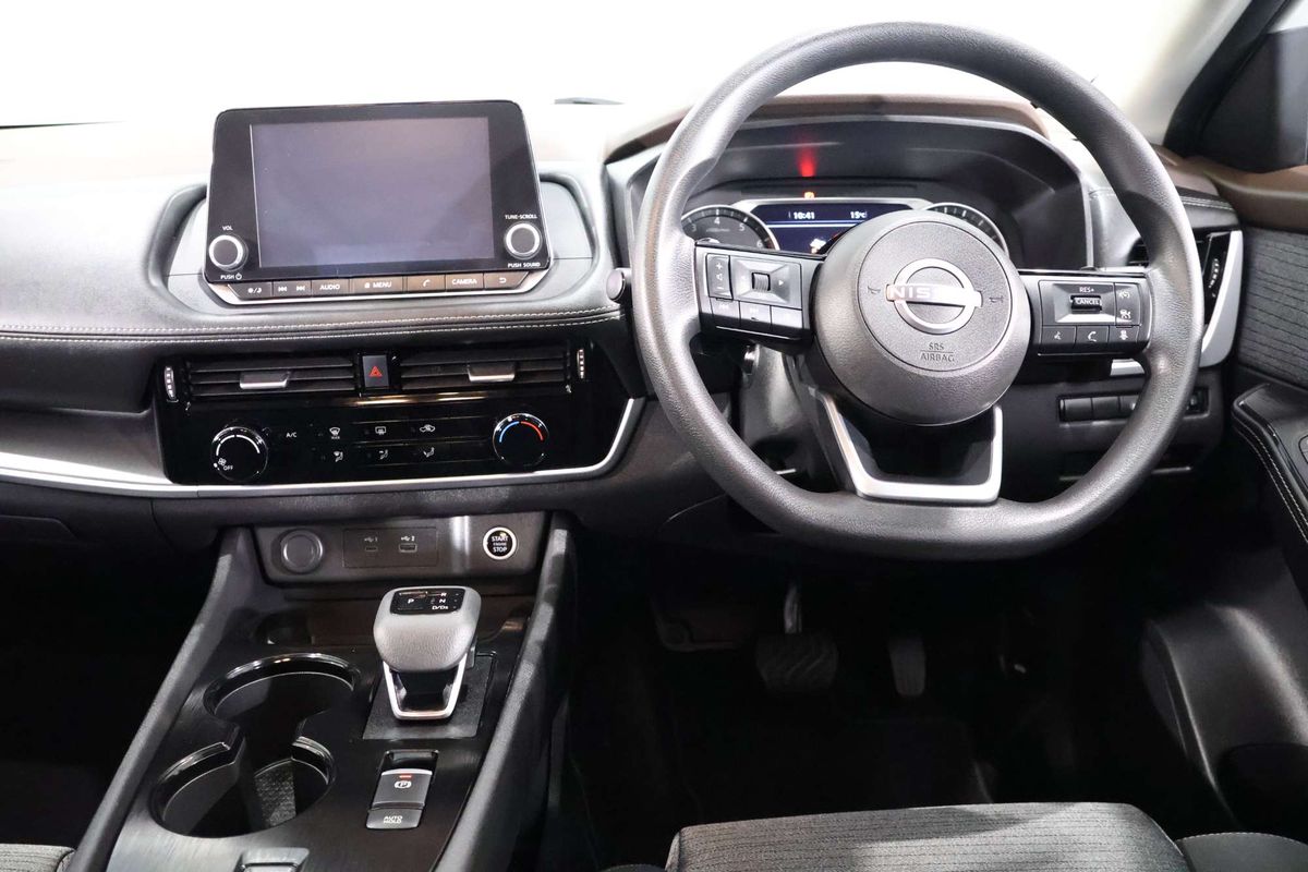 2024 Nissan X-TRAIL ST T33
