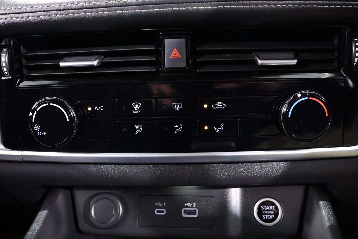 2024 Nissan X-TRAIL ST T33