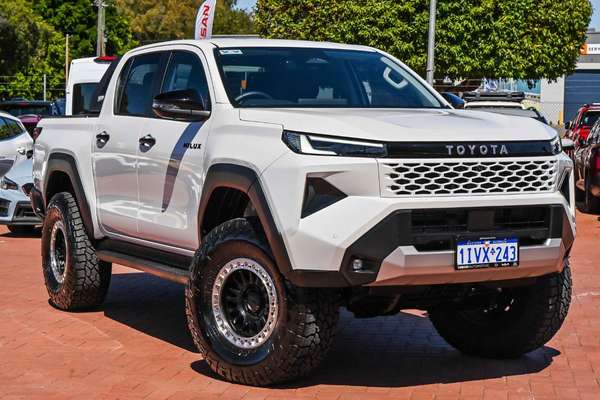 2026 Toyota Hilux SR5 48V GUN227R 4X4