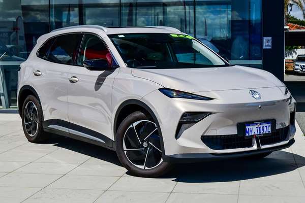 2025 MG MGS5 EV Essence 62 ZS3EM