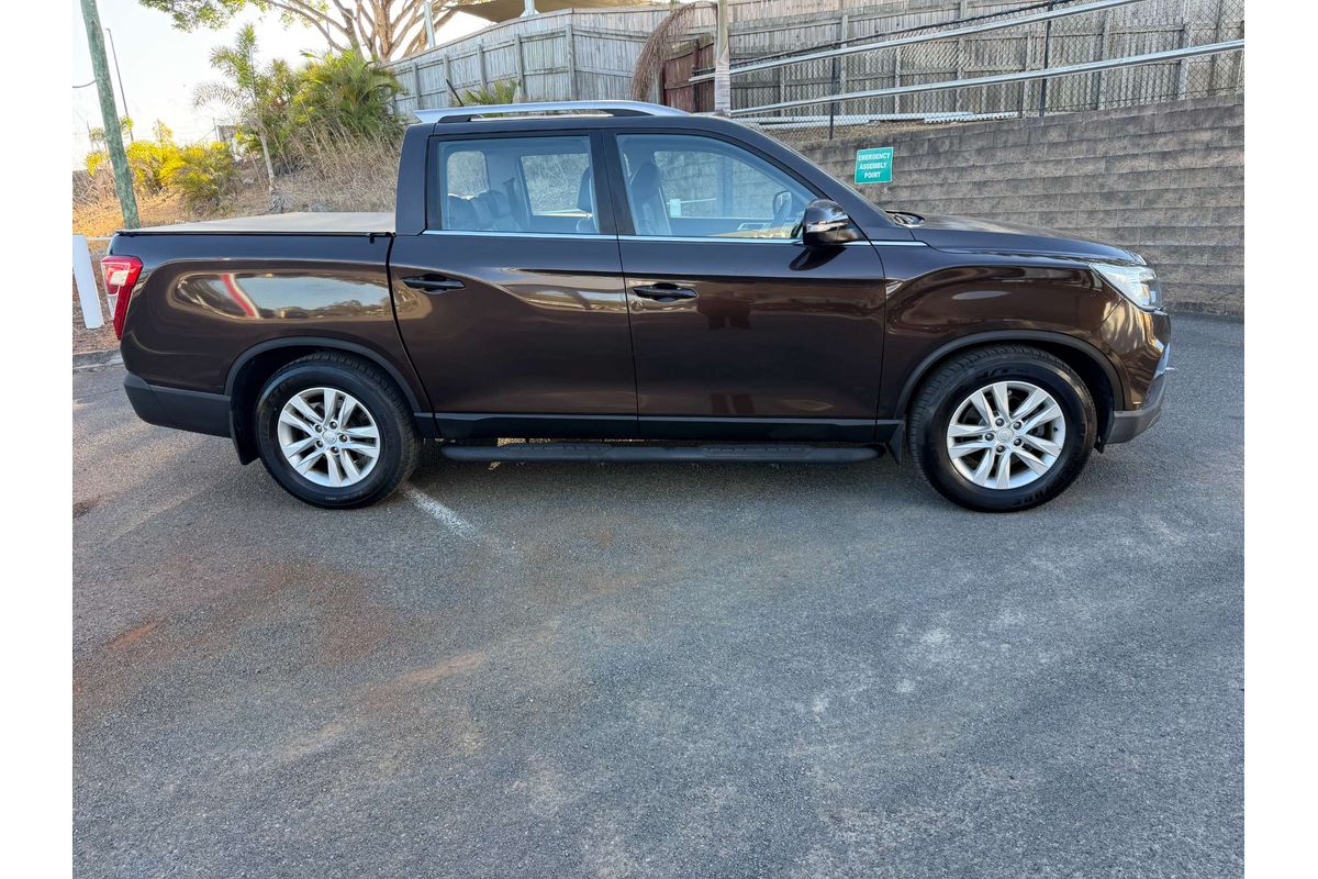 2019 KGM Musso ELX Q200 4X4
