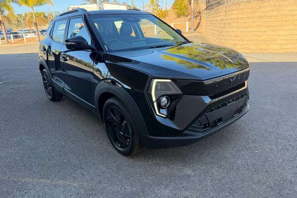 2025 Mahindra XUV3XO AX7L
