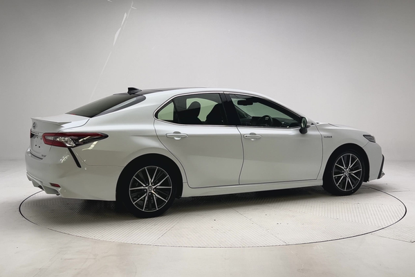 2024 Toyota Camry SL AXVH70R thumb-2