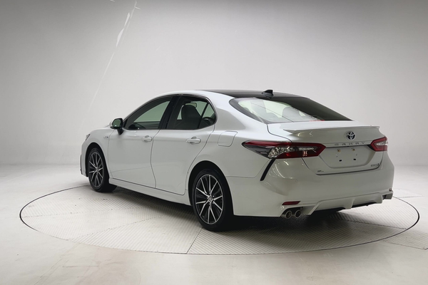 2024 Toyota Camry SL AXVH70R thumb-8
