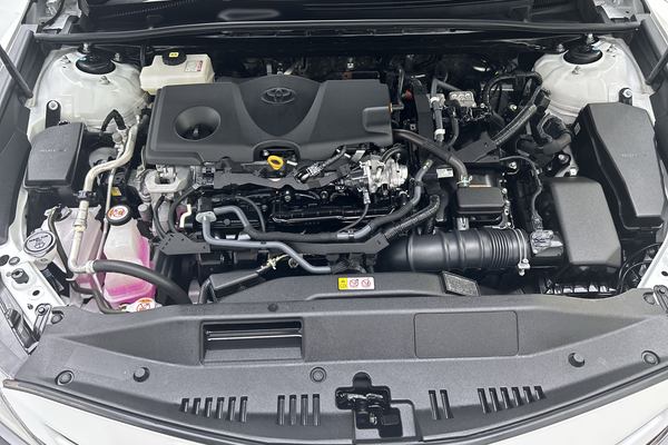 2024 Toyota Camry SL AXVH70R thumb-10