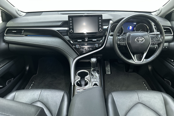 2024 Toyota Camry SL AXVH70R thumb-19