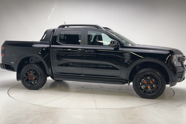 2026 Ford Ranger Wildtrak 4X4 3.0L thumb-3
