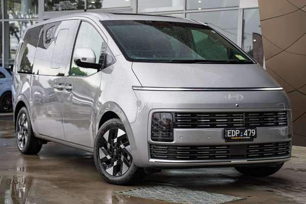 2026 Hyundai STARIA Lounge US4.V4