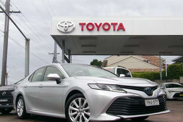 2020 Toyota Camry Ascent AXVH70R