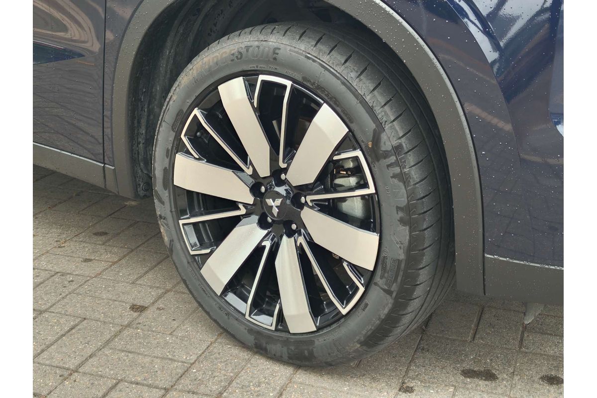 2025 Mitsubishi Outlander Aspire ZM