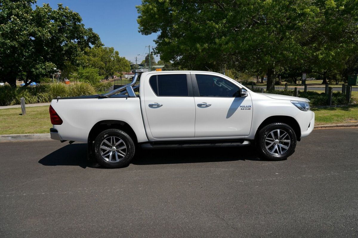 2016 Toyota Hilux SR5 GUN126R 4X4