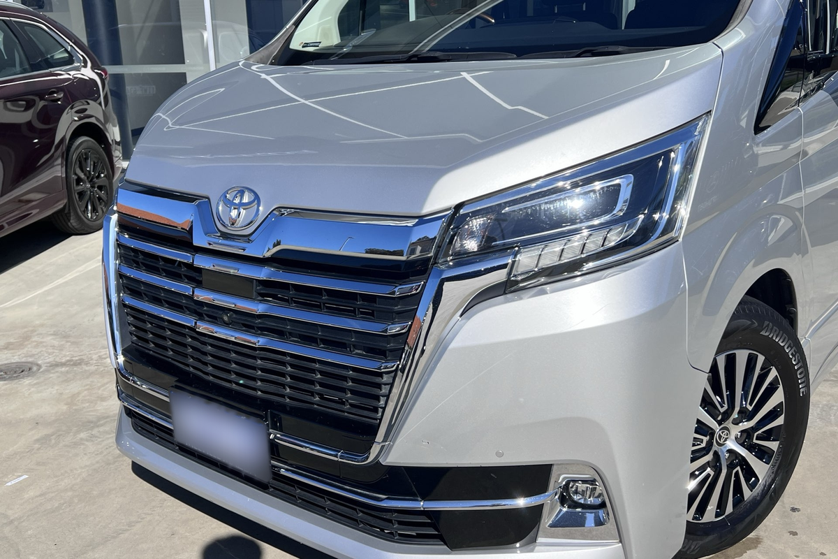 2019 Toyota Granvia VX GDH303R