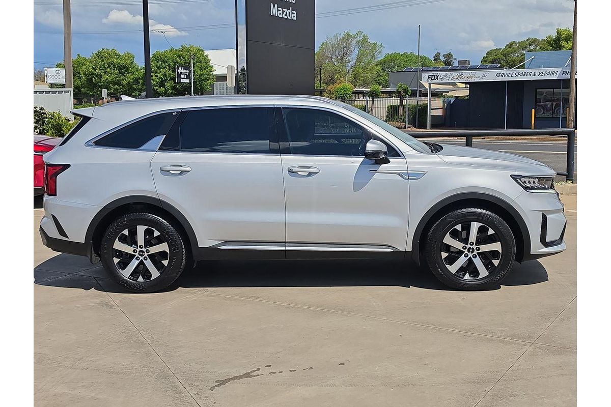 2022 Kia Sorento Sport MQ4