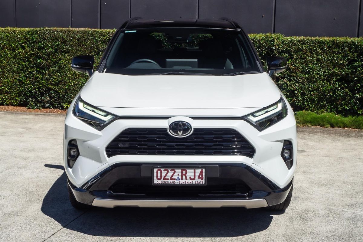 2025 Toyota RAV4 XSE AXAH54R