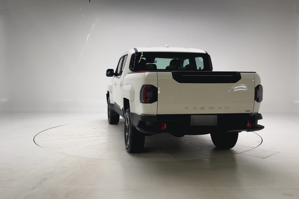 2025 Kia Tasman SX+ TK 4X4 thumb-1