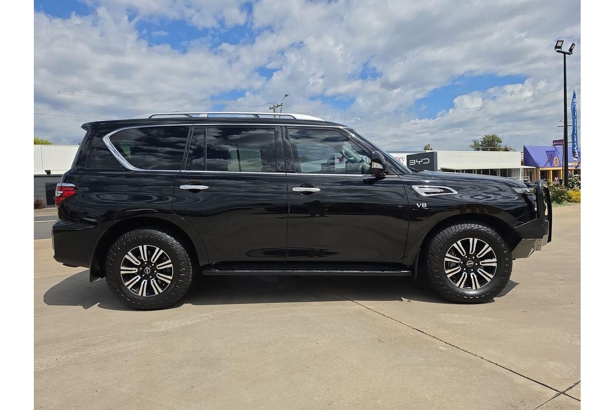 2022 Nissan Patrol Ti-L Y62