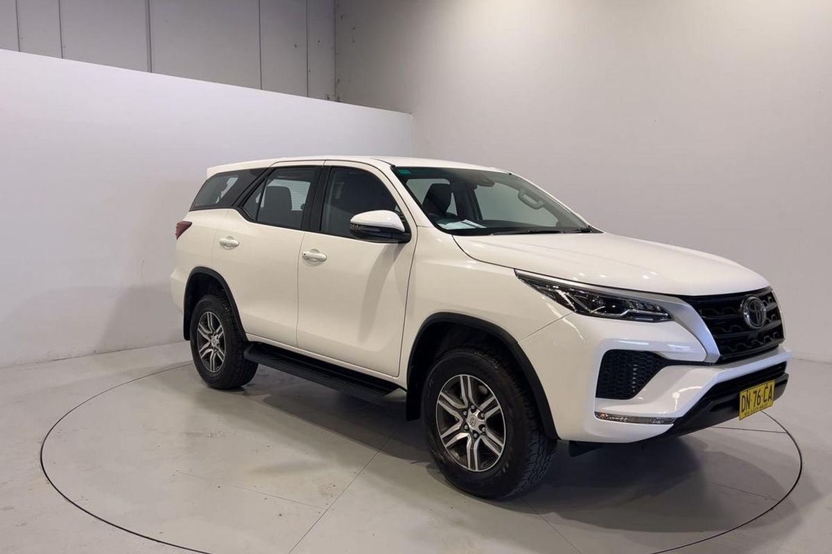 2024 Toyota Fortuner GX GUN156R