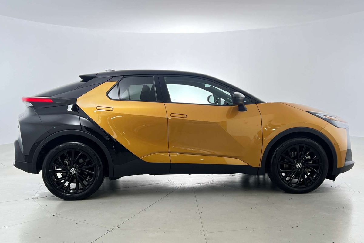 2025 Toyota C-HR GR Sport MAXH25R