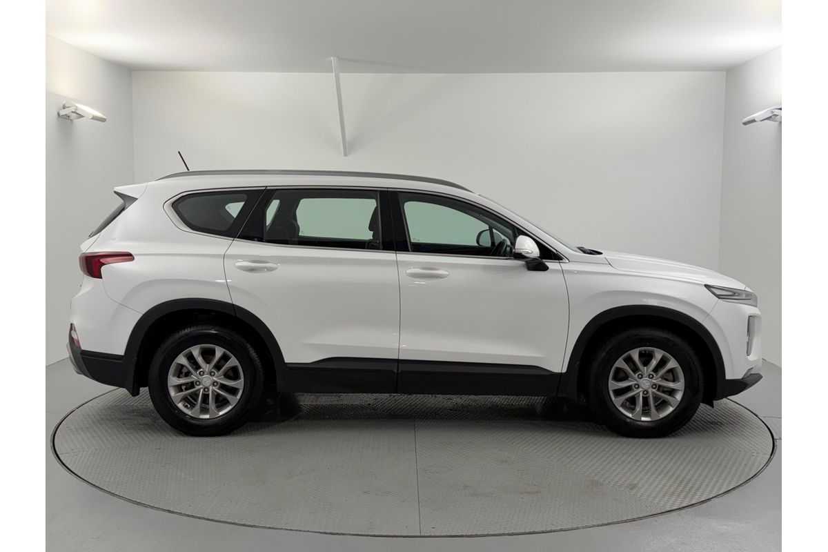 2020 Hyundai Santa Fe Active TM.2