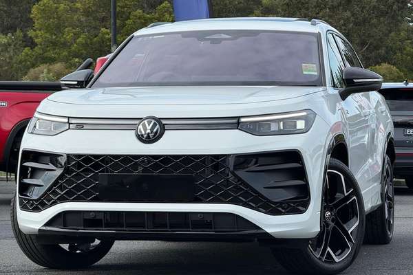 2026 Volkswagen Tayron 200TSI eHybrid R-Line R4