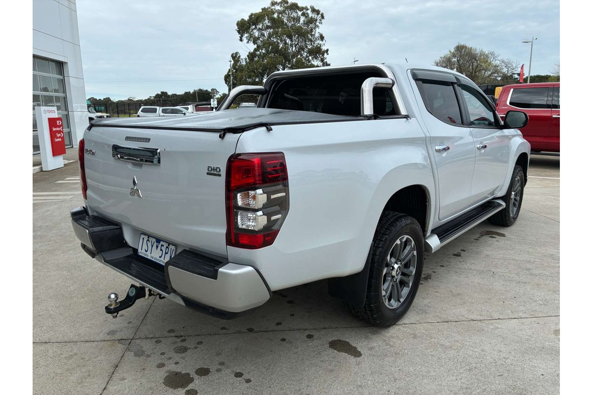 2020 Mitsubishi Triton GLX-R MR 4X4 image 4