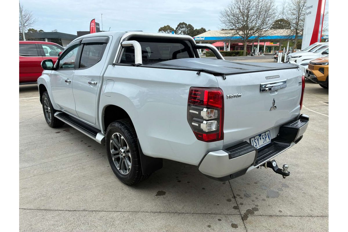 2020 Mitsubishi Triton GLX-R MR 4X4 image 6
