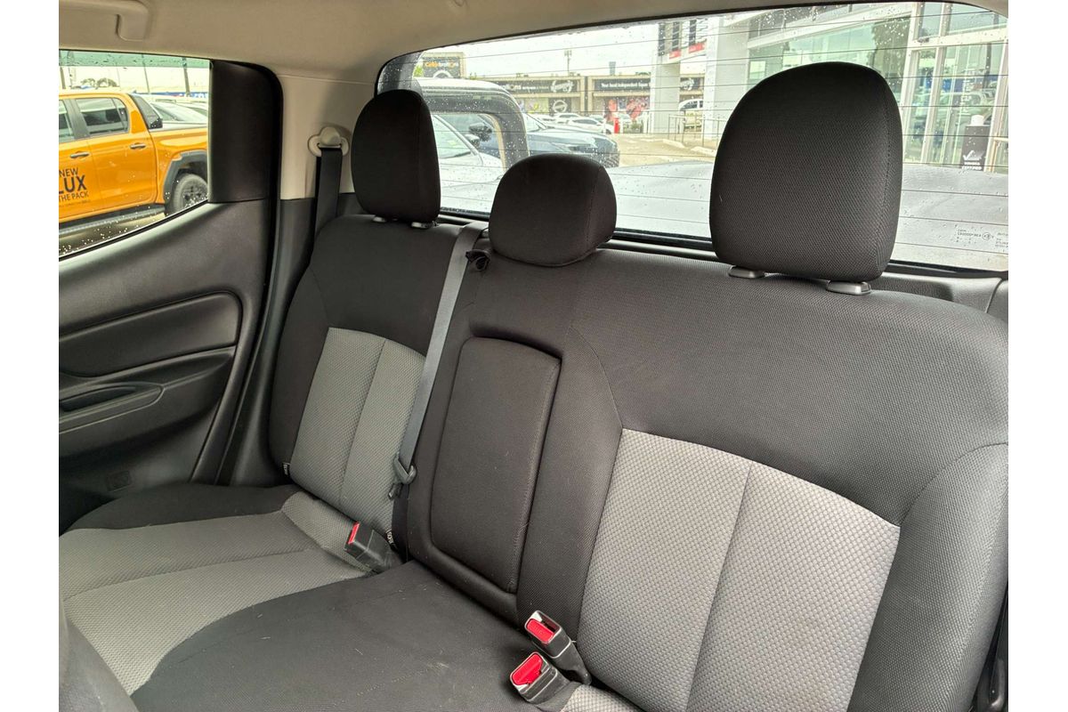 2020 Mitsubishi Triton GLX-R MR 4X4 image 10