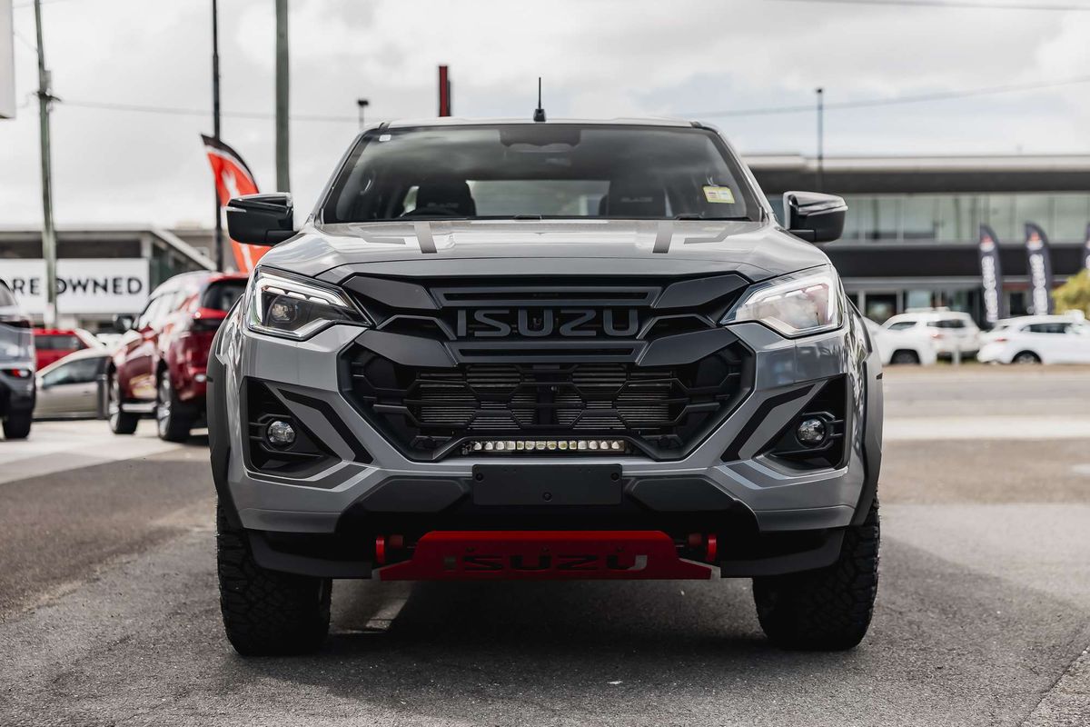 2026 Isuzu D-MAX BLADE 4X4