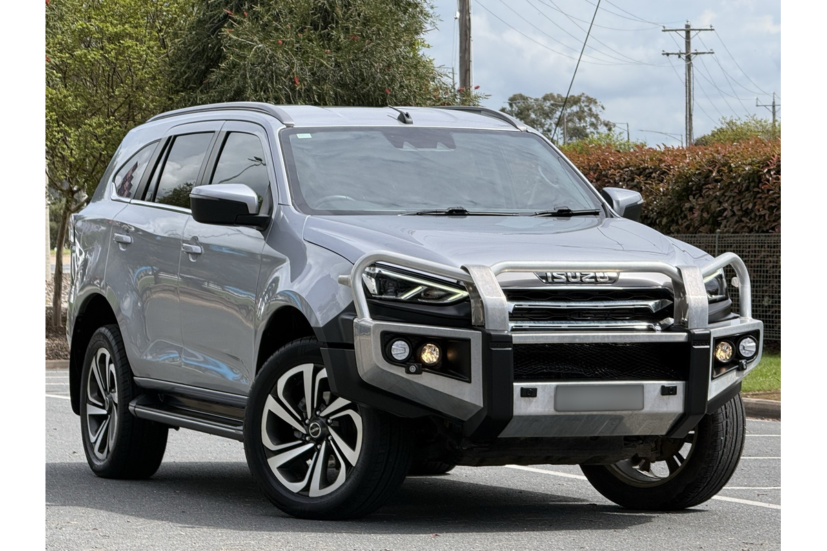 2021 Isuzu MU-X LS-T