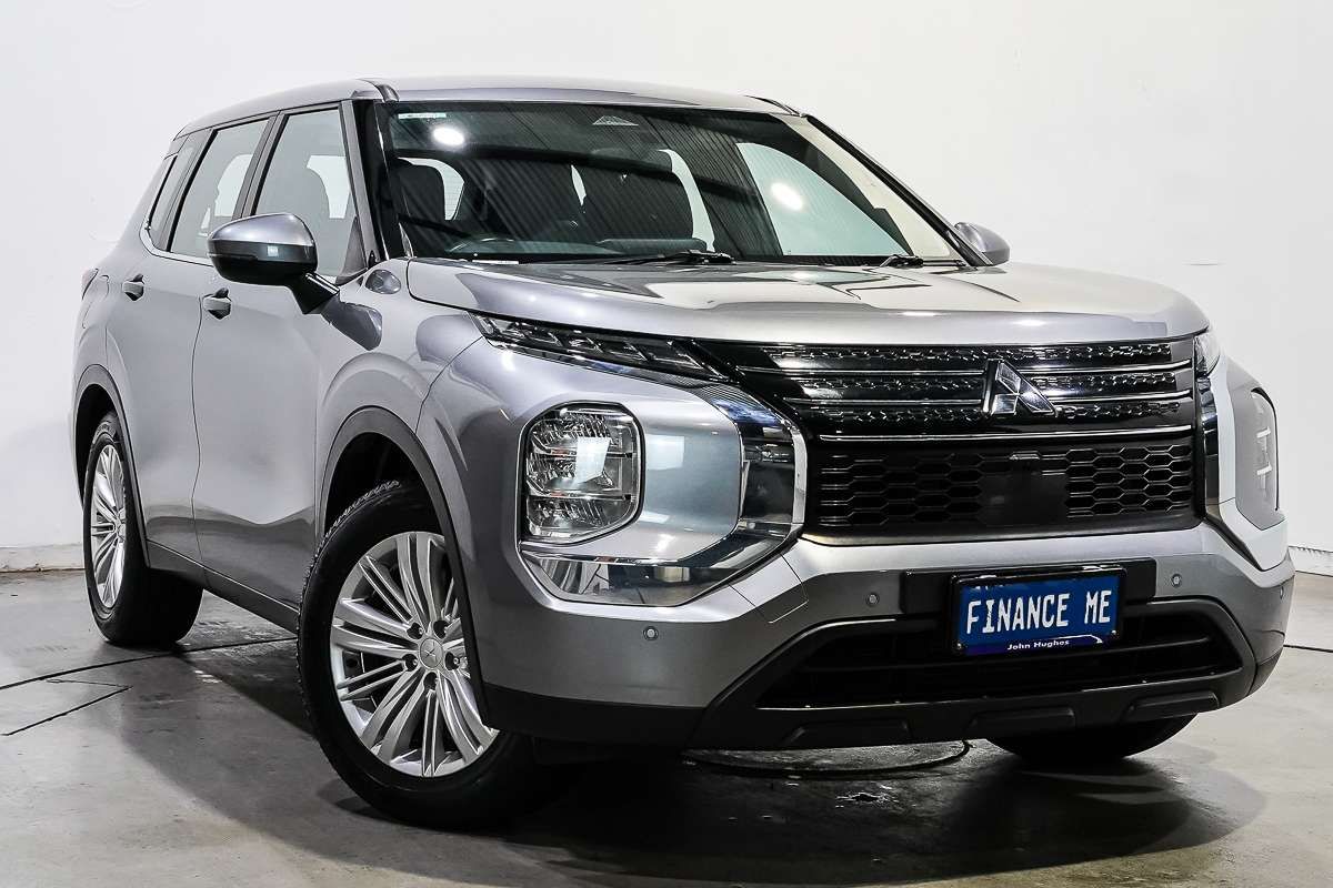 2022 Mitsubishi Outlander ES ZM