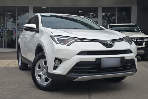 2018 Toyota RAV4 GX ZSA42R