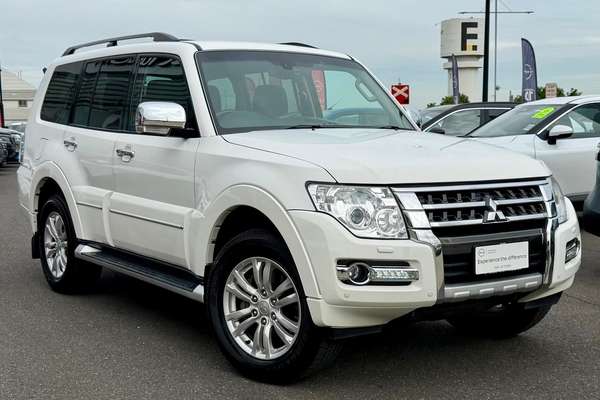 2016 Mitsubishi Pajero Exceed NX