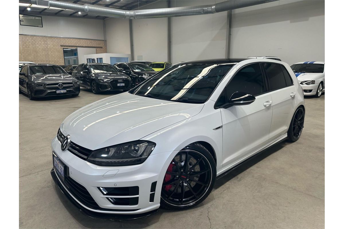 2015 Volkswagen Golf R Wolfsburg Edition 7