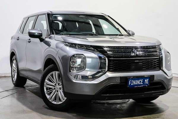 2022 Mitsubishi Outlander ES ZM
