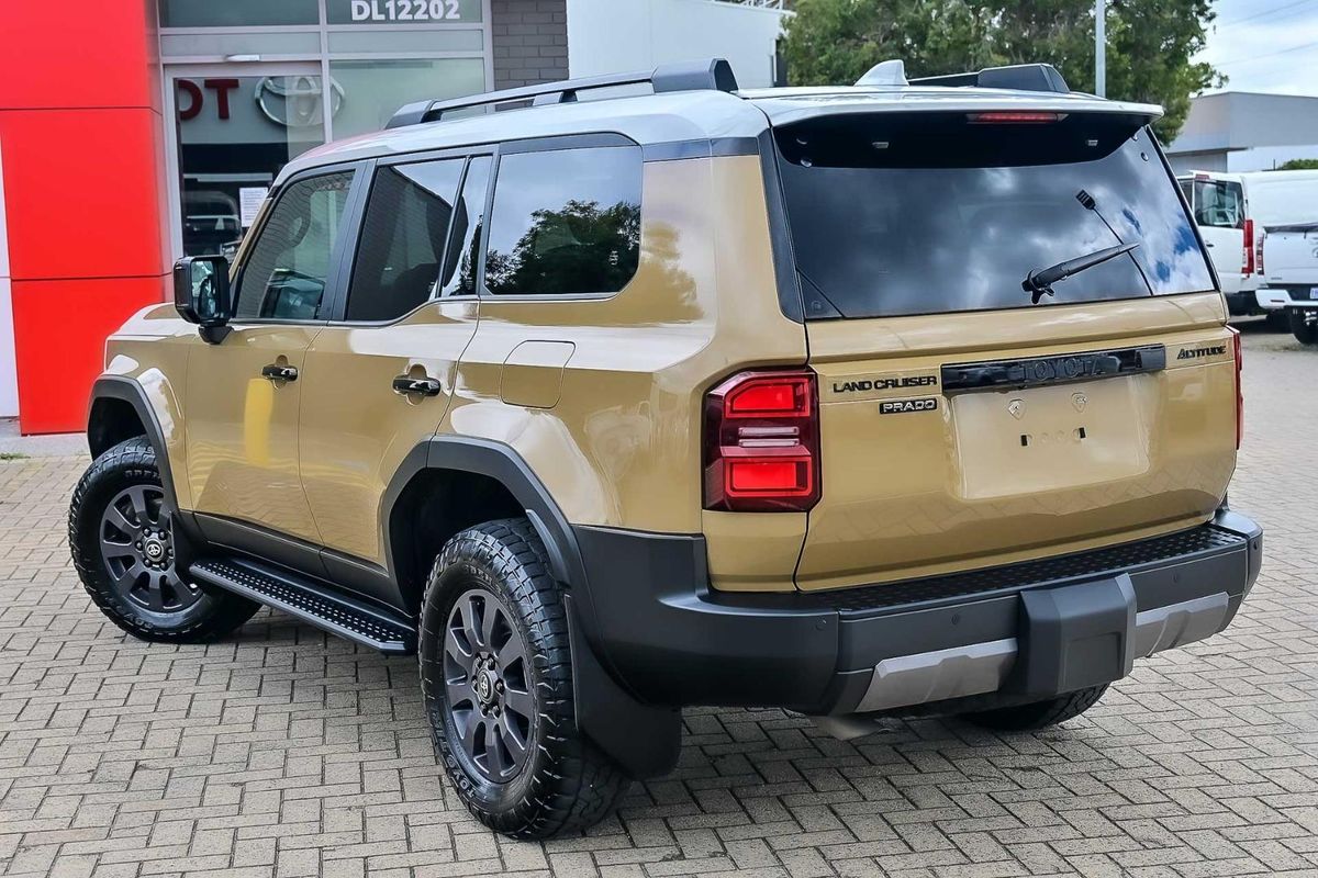 2025 Toyota Landcruiser Prado Altitude GDJ251R