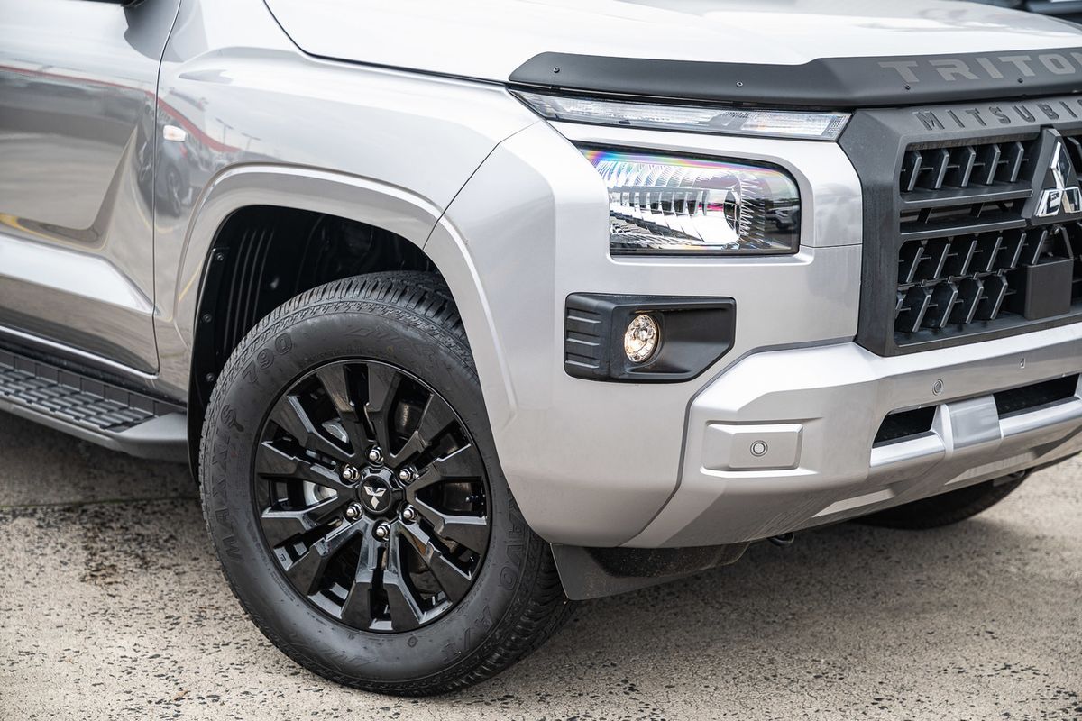 2025 Mitsubishi Triton GLX-R MV 4X4
