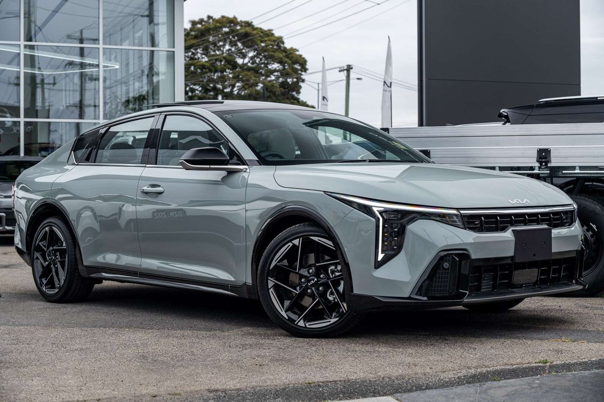 2026 Kia K4 GT-Line CL4m