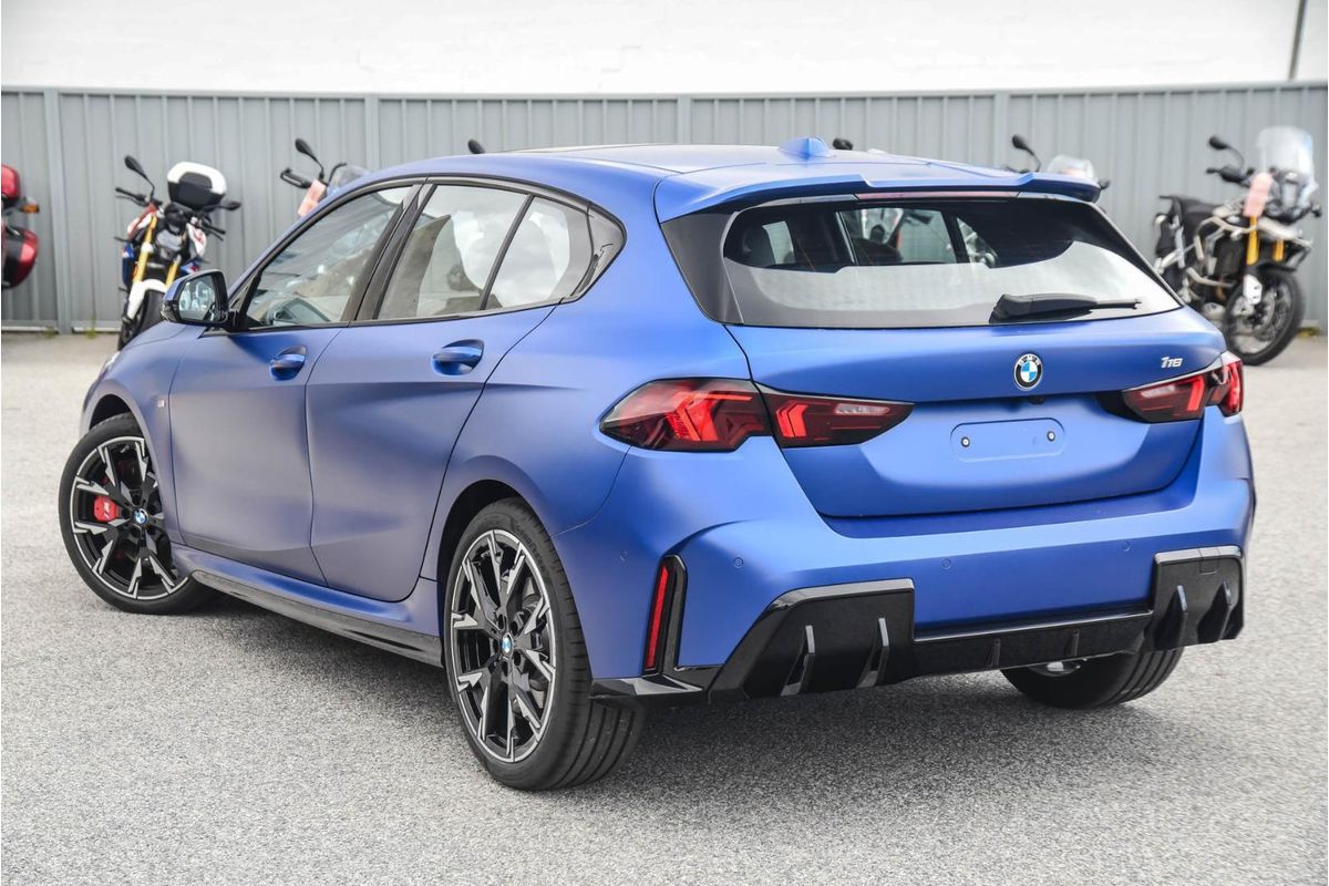 2025 BMW 1 Series 118 M Sport F70