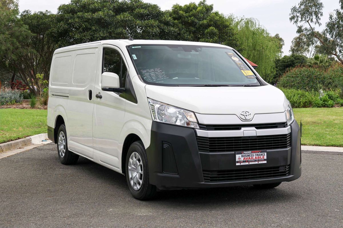 2021 Toyota Hiace GDH300R LWB image 9