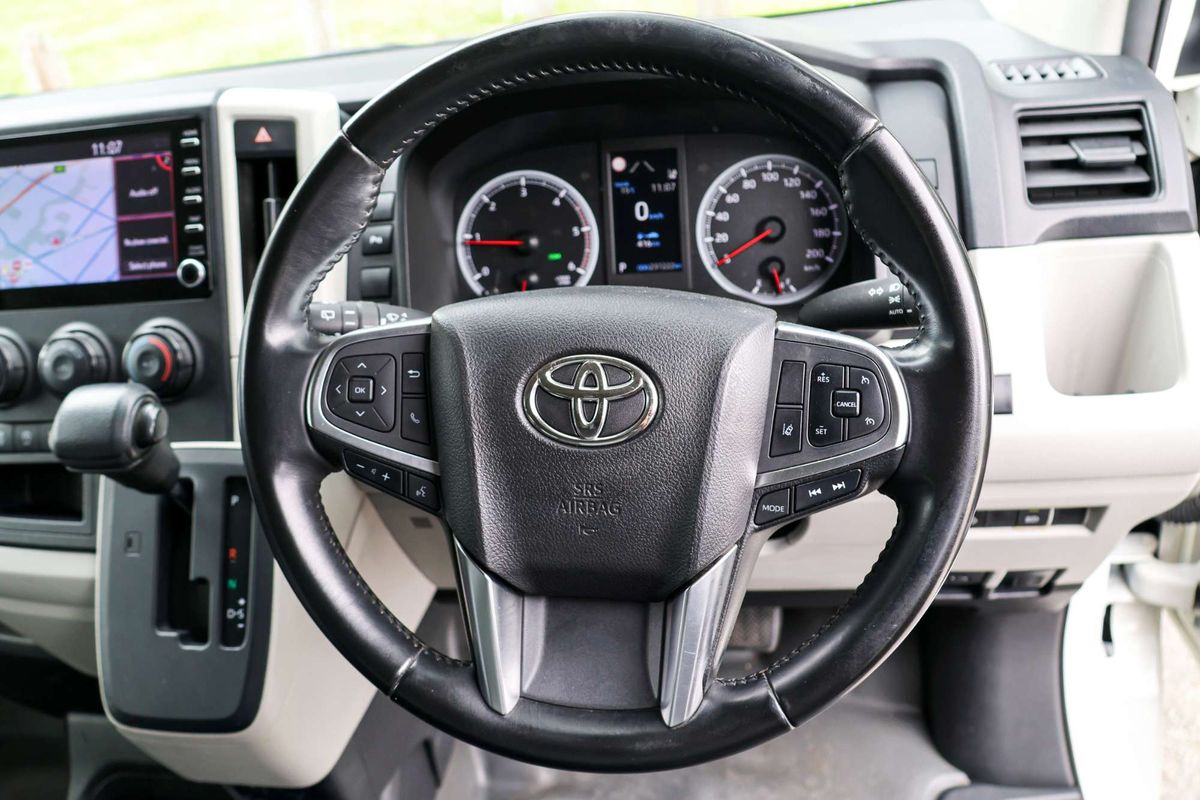 2021 Toyota Hiace GDH300R LWB image 22