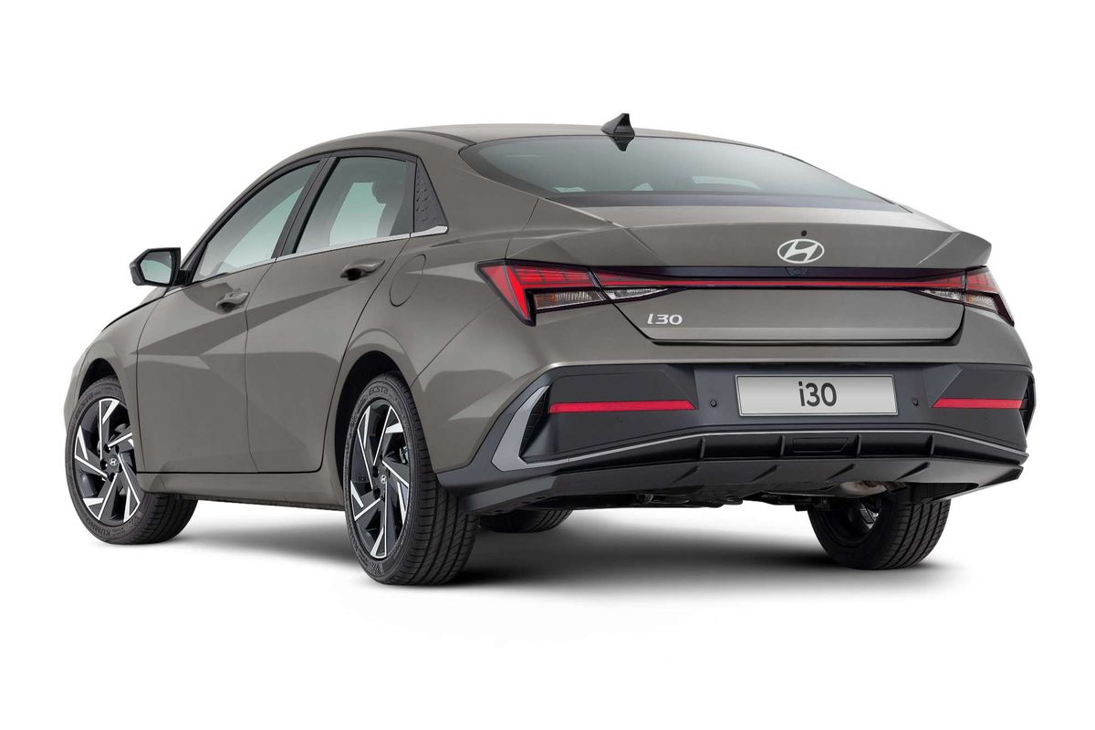 2025 Hyundai i30 Premium CN7.V4