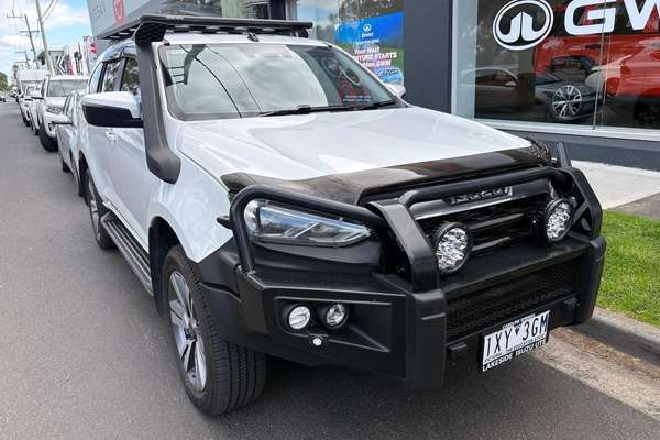 2023 Isuzu MU-X LS-T