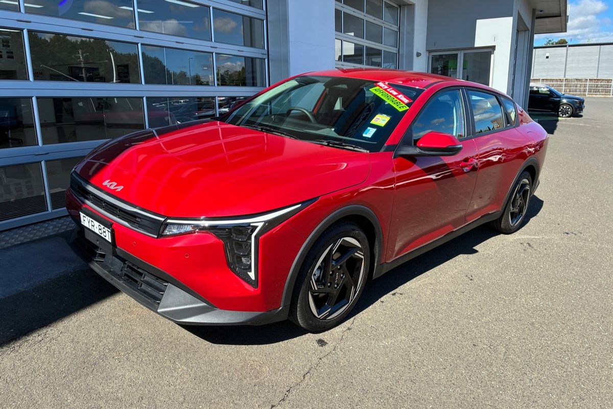 2025 Kia K4 Sport CL4m