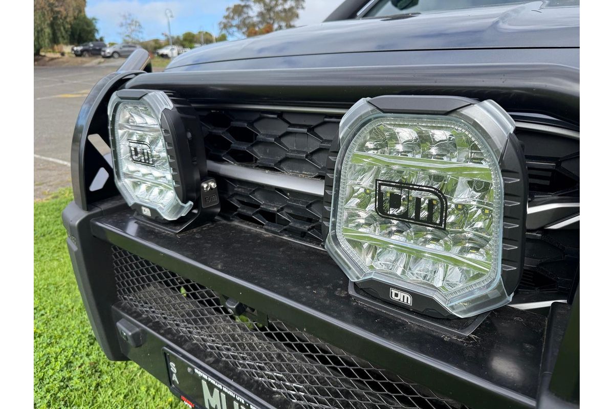 2026 Isuzu MU-X LS-T