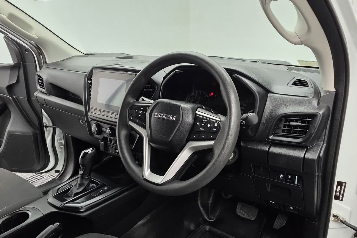 2023 Isuzu D-MAX SX 4X4